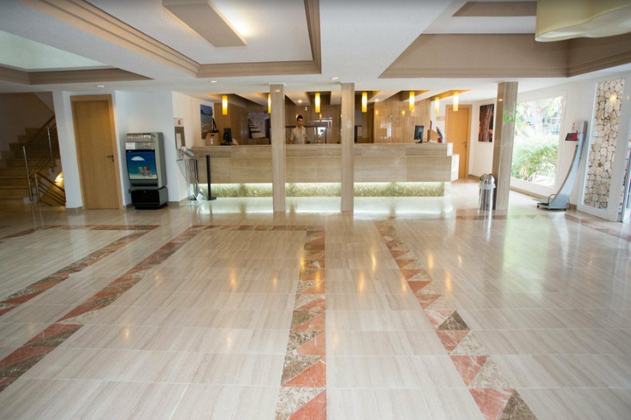 Riu La Mola Hotel Playa Migjorn Luaran gambar